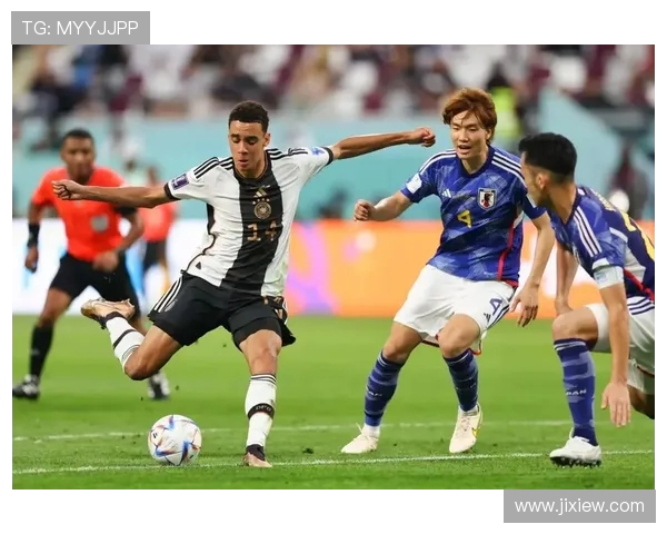 2022卡塔尔世界杯回顾与分析:精彩瞬间与历史性突破的完美交织 2022卡塔尔世界杯回顾与分析:精彩瞬间与历史性突破的完美交织