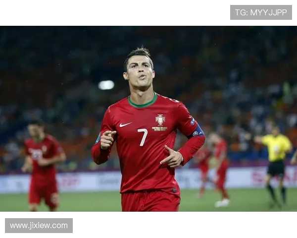 C罗世界杯任意球传奇时刻与巅峰对决全纪录精彩瞬间回顾震撼足坛 C罗世界杯任意球传奇时刻与巅峰对决全纪录精彩瞬间回顾震撼足坛