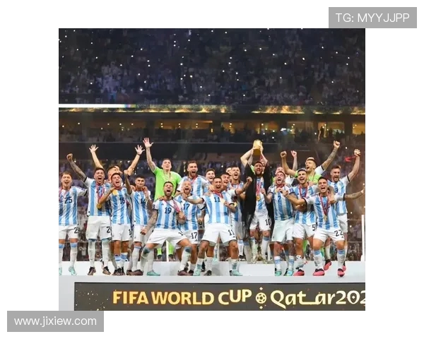 阿根廷力克法国夺得2022世界杯冠军 创历史传奇时刻